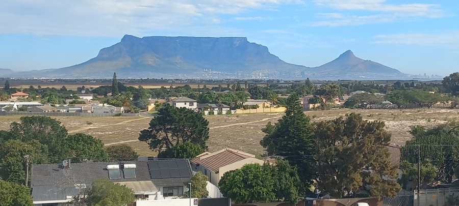 2 Bedroom Property for Sale in Flamingo Vlei Western Cape